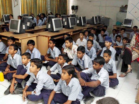 एजुकेशन:पहली से आठवीं के बच्चों के सिलेबस में होगी कटौती बिना परीक्षा कोई नहीं होगा पास