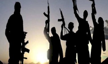 दिल्ली में आतंकी हमला: दिल्ली पुलिस की स्पेशल सेल ने शकरपुर इलाके में पांच आतंकियों को किया गिरफ्तार