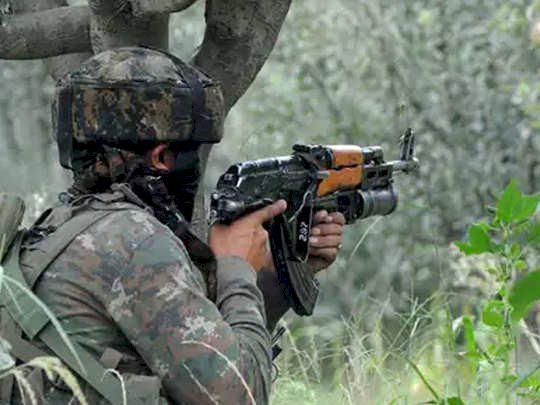 पुलवामा एनकाउंटर: सुरक्षाबलों ने बुधवार तड़के अल बद्र के 2 आतंकी को मारा गिराया