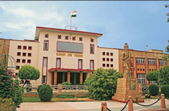 हाईकोर्ट फैसला सुनाया कि ऑनलाइन पढ़ाने वाले स्कूल 70 प्रतिशत ट्यूशन फीस ले सकेंगे