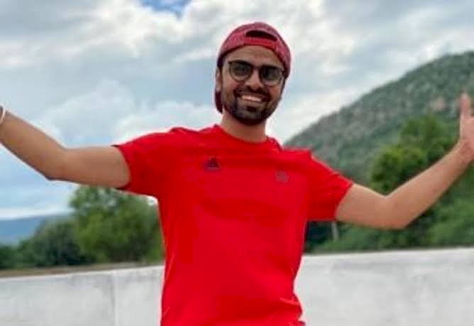 ‘पंचायत’ वेब सीरीज के लिए अभिनेता जितेंद्र को मिला फिल्मफेयर अवार्ड से सम्मानित किया