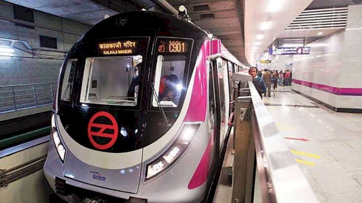 मोदी ने दिल्ली में ड्राइवरलेस मेट्रो का संचालन किया 2025 तक 25 शहरों में मेट्रो चलाने का लक्ष्य