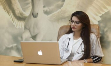 देखिए IAS अतहर आमिर की दुल्हन डॉ.महरीन काजी का खूबसूरत परिवार, अनदेखी फोटोज