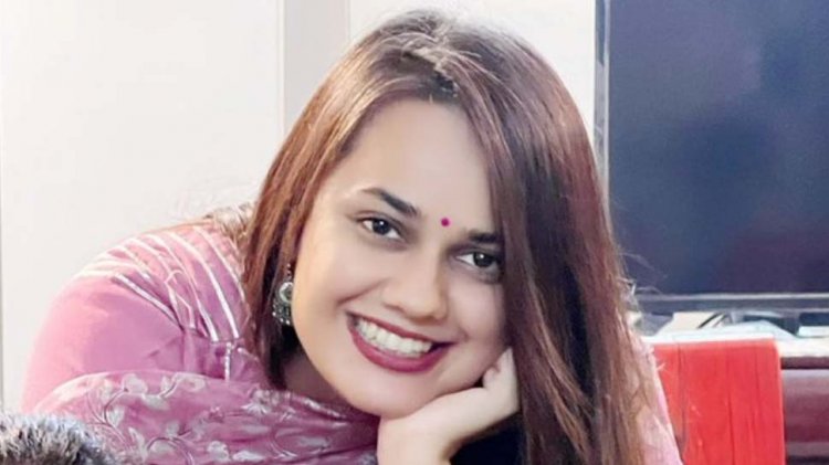 Tina Dabi: जब गर्ल्स से मिलने प्ले ग्राउंड में खुद पहुंच गईं टीना डाबी, ऐसे की हौसला अफजाई, देखें फोटो