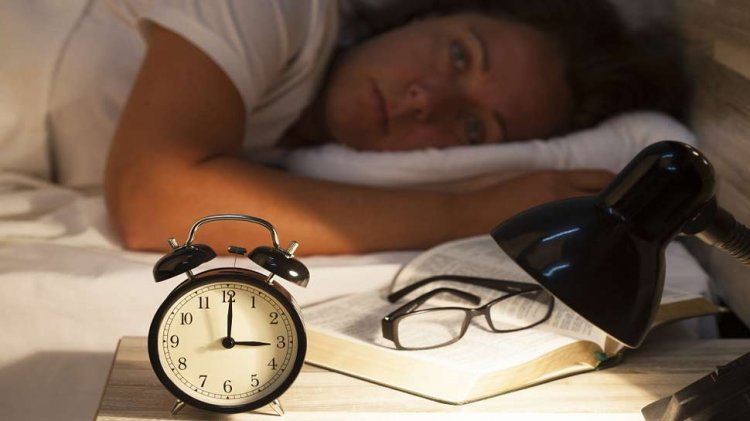 Sleep Disorder: रातों को सुकून से सोना हुआ मुश्किल? इस पॉपुलर ट्रिक के जरिए झट से आ जाएगी नींद