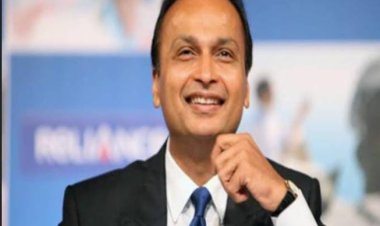 2485 से टूटकर 200 रुपये पर आया भाव, अब रॉकेट बना Anil Ambani की कंपनी का शेयर