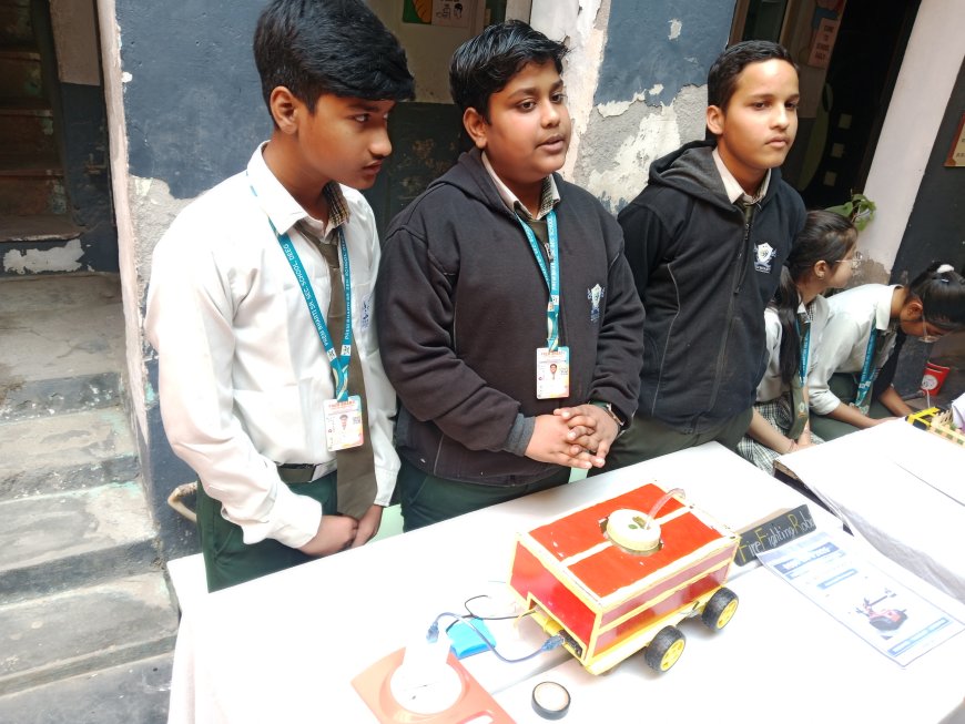 प्रेम भारती स्कूल, डीग में विद्यार्थियों ने बनाए रोबोट, प्रदर्शनी में दिखाया हुनर