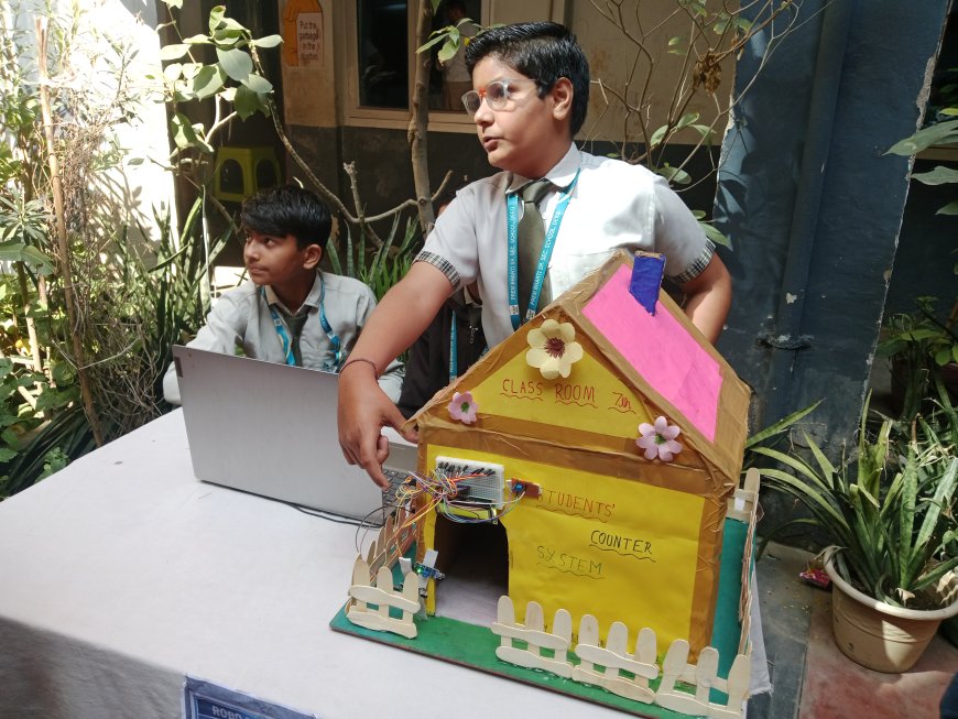 प्रेम भारती स्कूल, डीग में विद्यार्थियों ने बनाए रोबोट, प्रदर्शनी में दिखाया हुनर