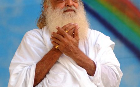रेप केस में उम्रकैद की सजा काट रहे आसाराम को हाईकोर्ट से राहत, इलाज की सुविधा मिलेगी